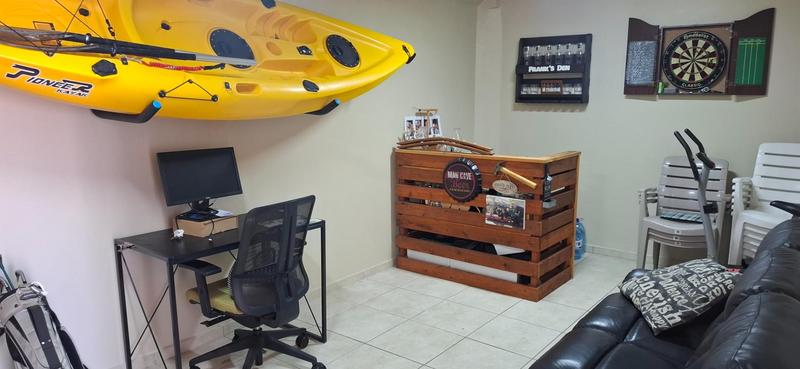 4 Bedroom Property for Sale in Bothasig Western Cape